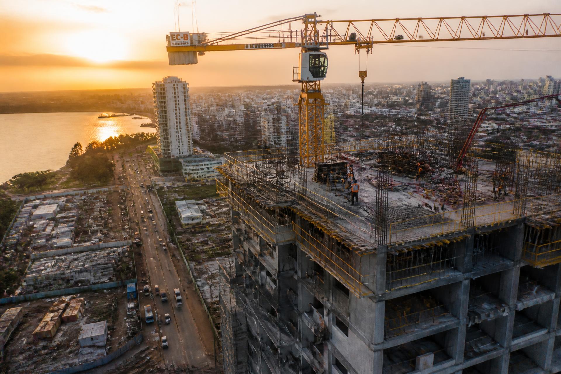 Chantier de construction à Abidjan